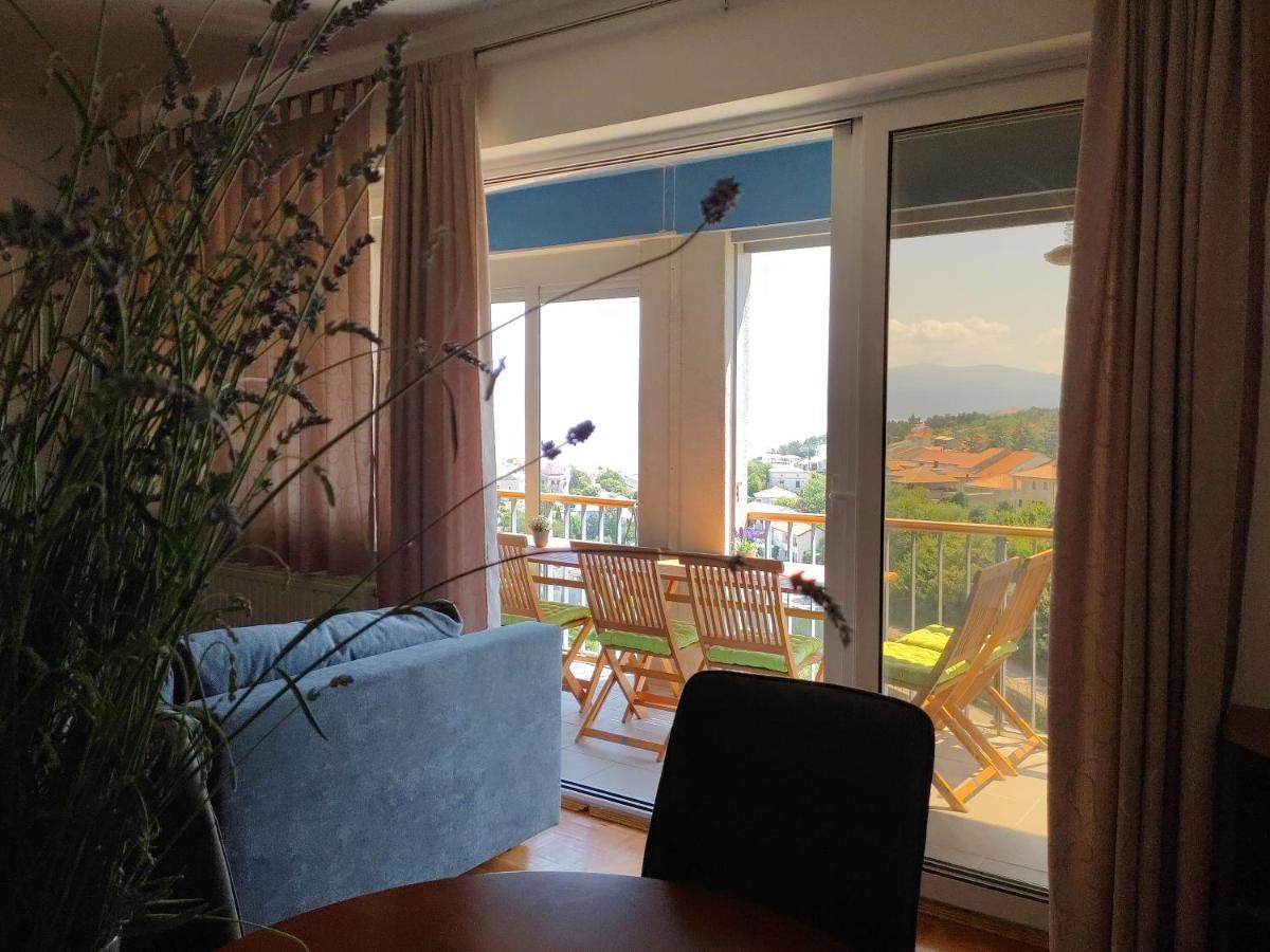 Apartman Borna Vrbnik  Exterior foto