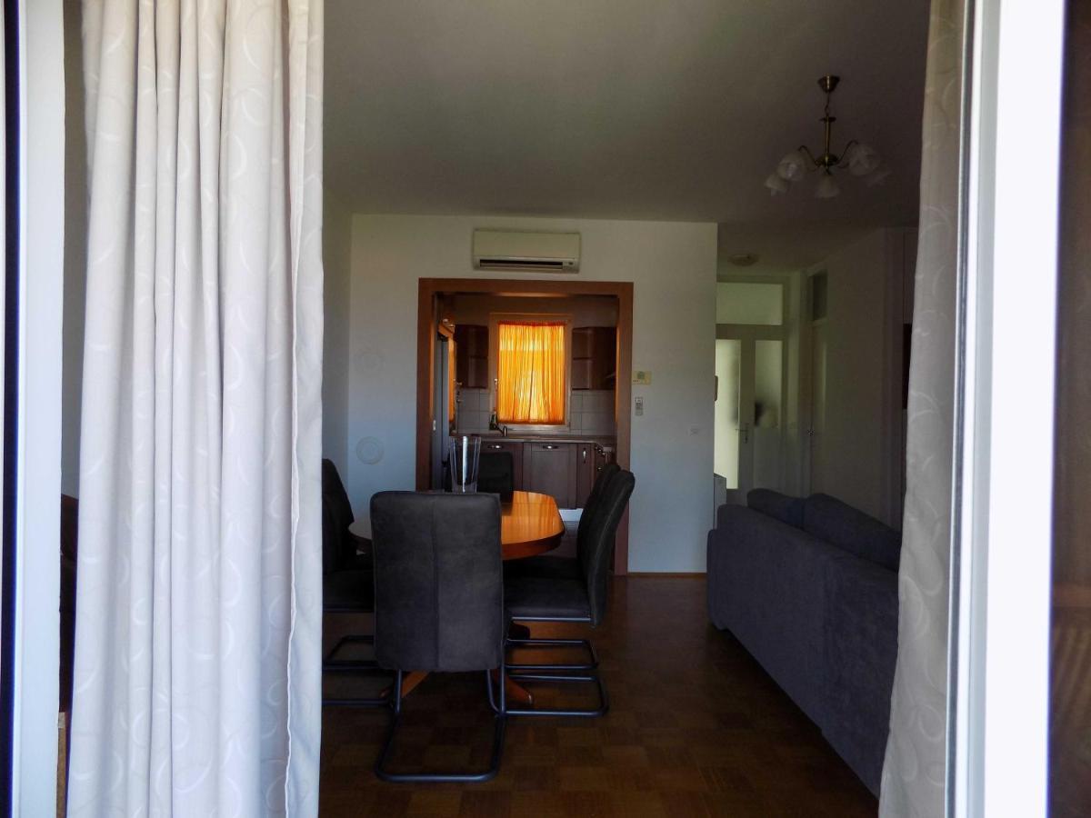 Apartman Borna Vrbnik  Exterior foto