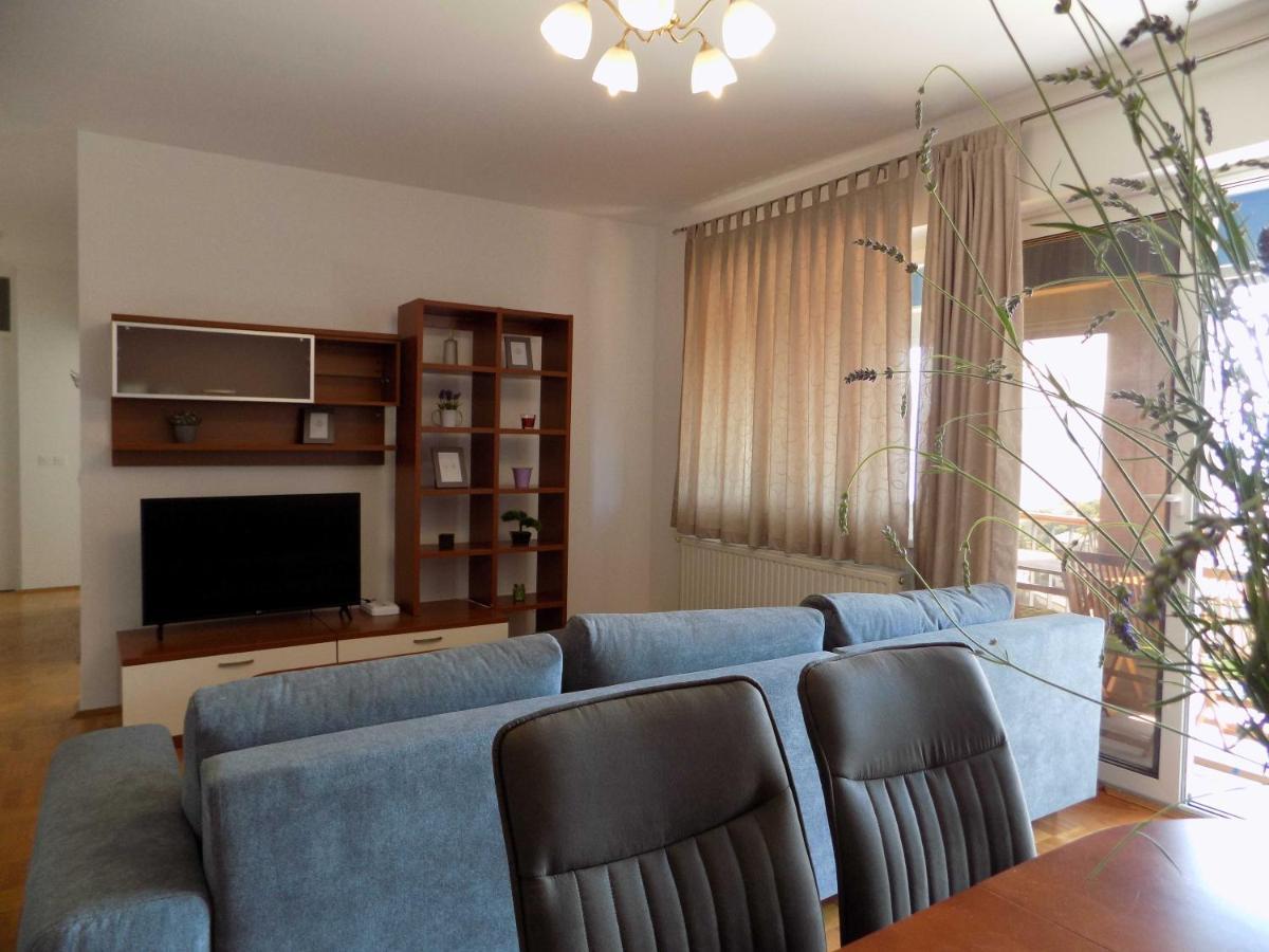 Apartman Borna Vrbnik  Exterior foto